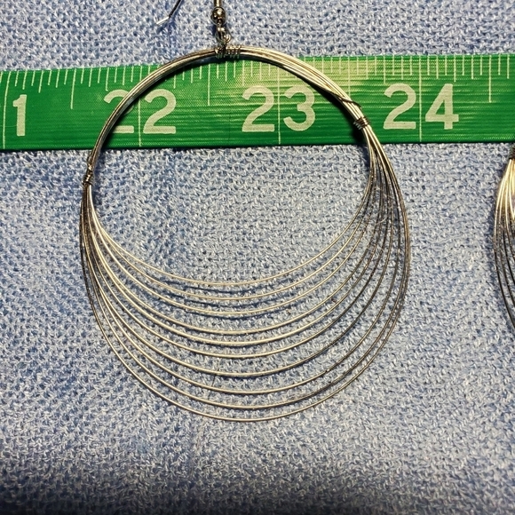 0236. NWOTs ~ 925 Sterling Silver Multi-Hoop ~ Every Gal Needs Big Hoops! - Picture 9 of 9
